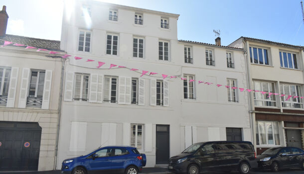 Appartement 1 pièces  à louer Rochefort 17300