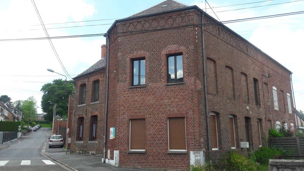 maison 6 pièces 79 m2 à Solre-le-Château (59740)
