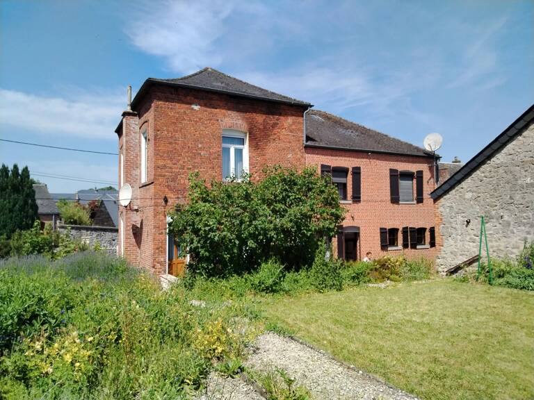 Ensemble immobilier ETROEUNGT — photo 1