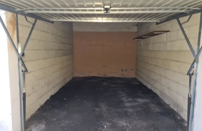 Location garage   à Fourmies (59610) — photo 2