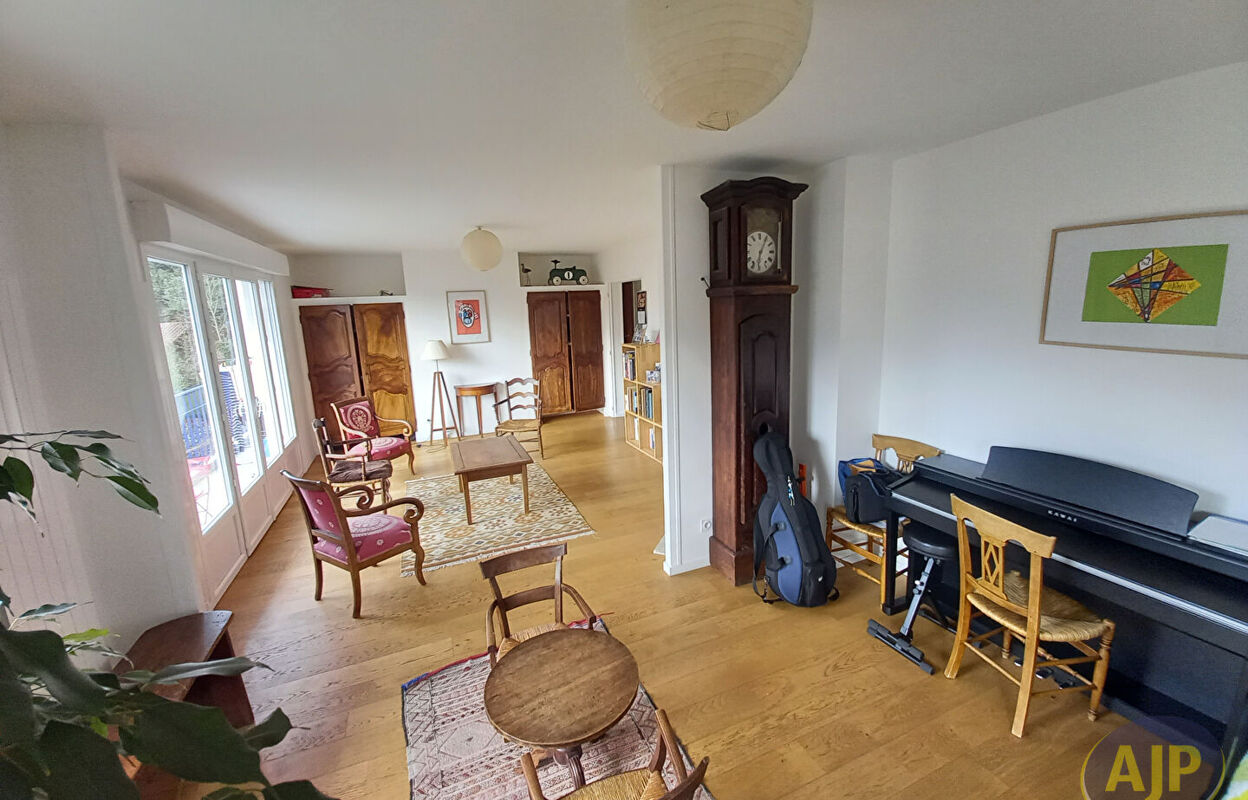 appartement 5 pièces 111 m2 à vendre à Le Bouscat (33110)