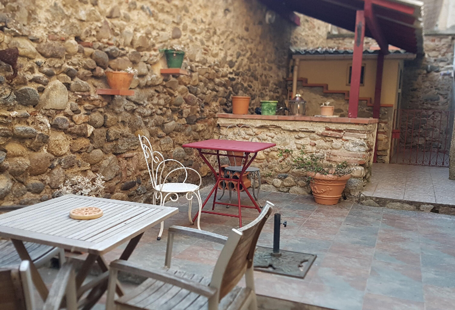IMMEUBLE CERET 66400 CENTRE HISTORIQUE — photo 1