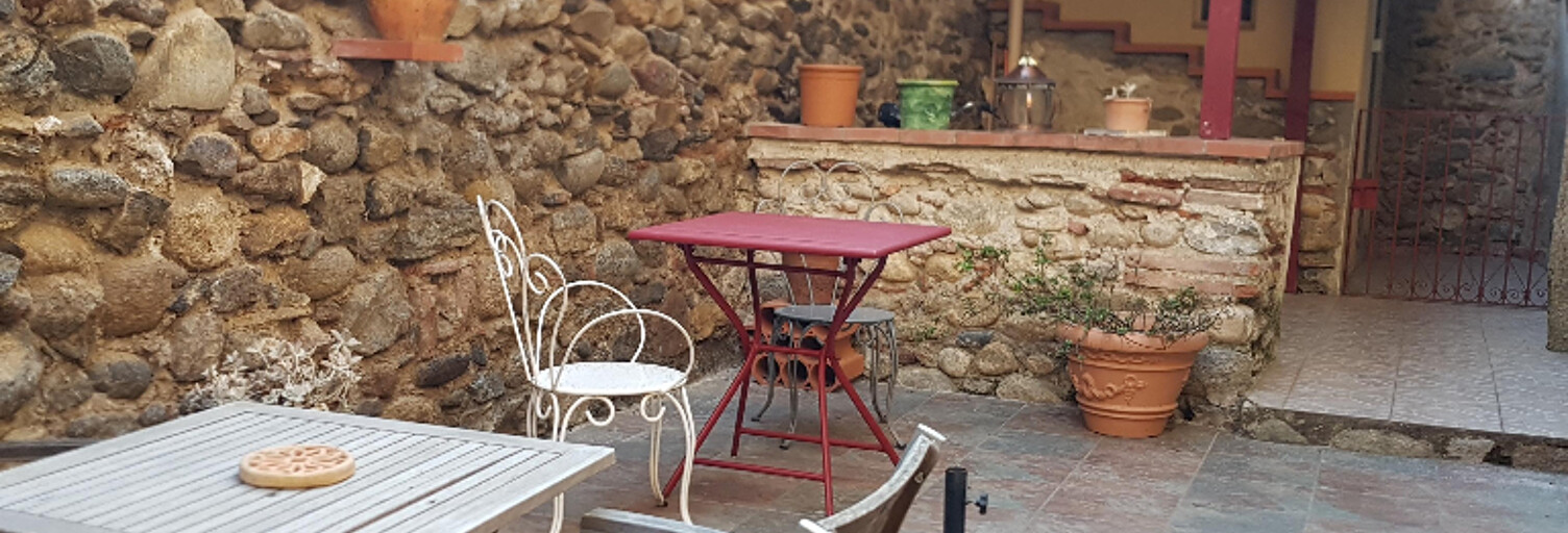 Immeuble   m² à vendre à Céret (66400)