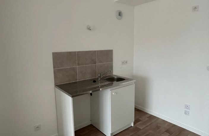 A LOUER - Appartement Neuf 2 pièces CHARTRES avec balcon — photo 4
