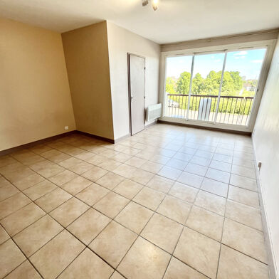 Appartement 1 pièces 370 €