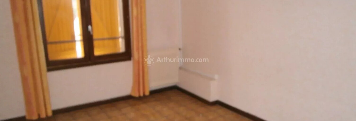 Appartement 1 Pièce 17 m² à louer à Blaye-les-Mines (81400)