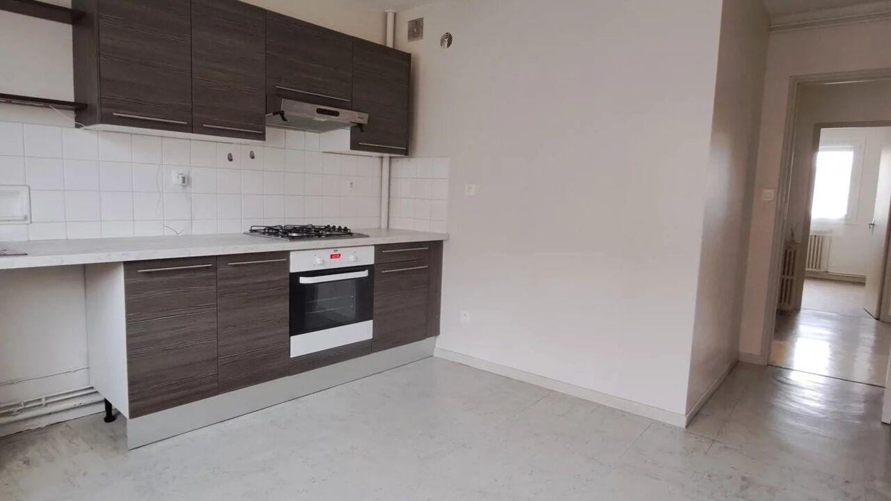 appartement 3 pièces 69 m2 à Carmaux (81400)