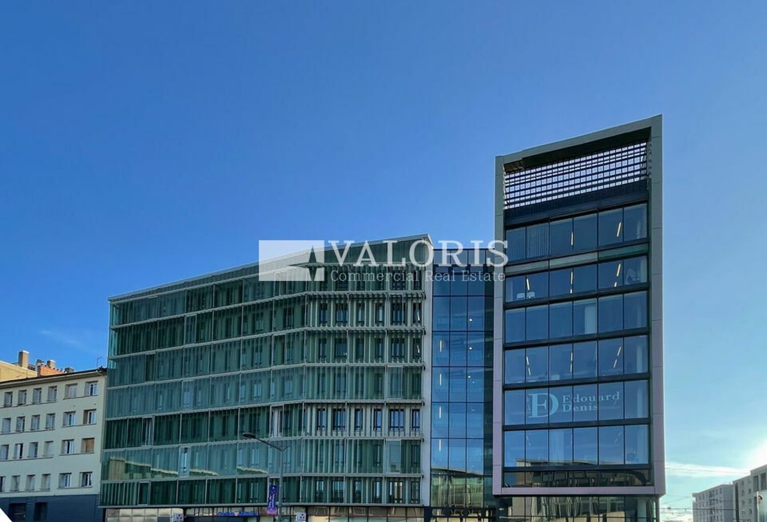 BUREAUX à LOUER — photo 1