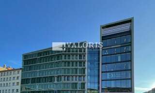 Bureau  1698 m² à louer à Lyon 7 (69007)