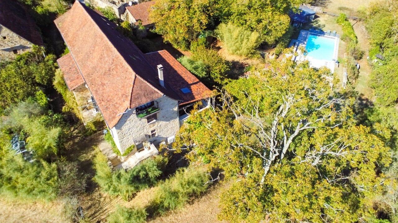 maison 25 pièces 504 m2 à vendre à Figeac (46100)