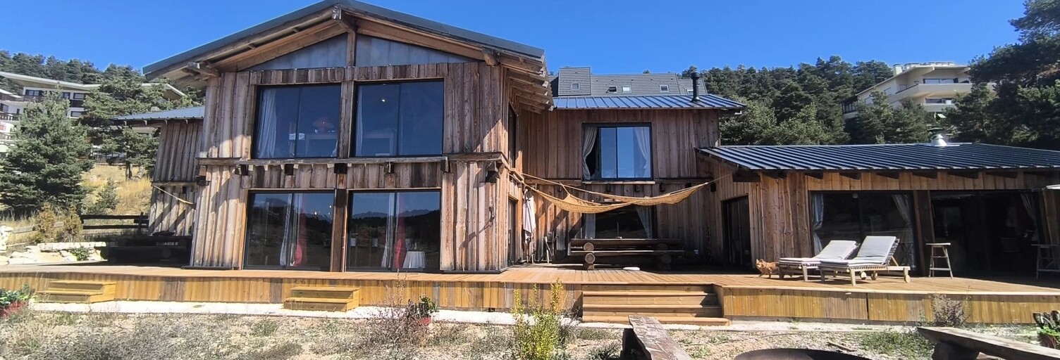 Maison 10 Pièces 350 m² à vendre à Gréolières (06620)