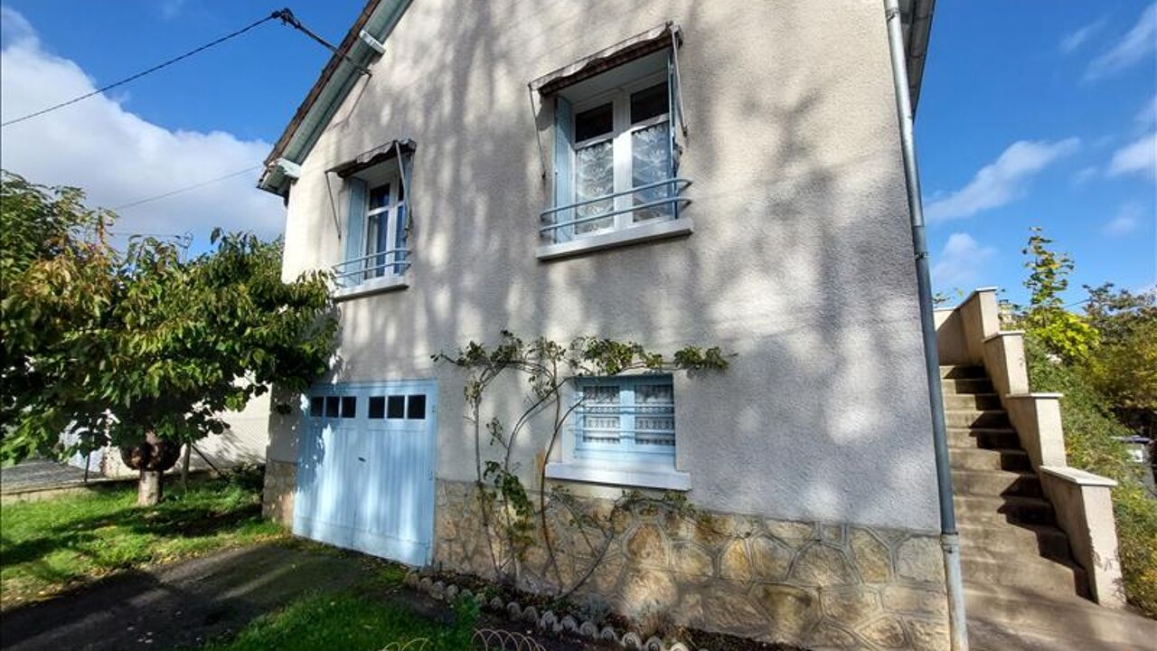 maison 4 pièces 61 m2 à vendre à Saint-Amand-Montrond (18200)
