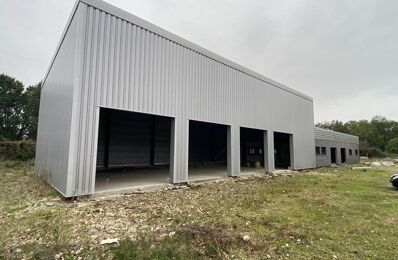 garage  pièces 350 m2 à vendre à Castelsarrasin (82100)