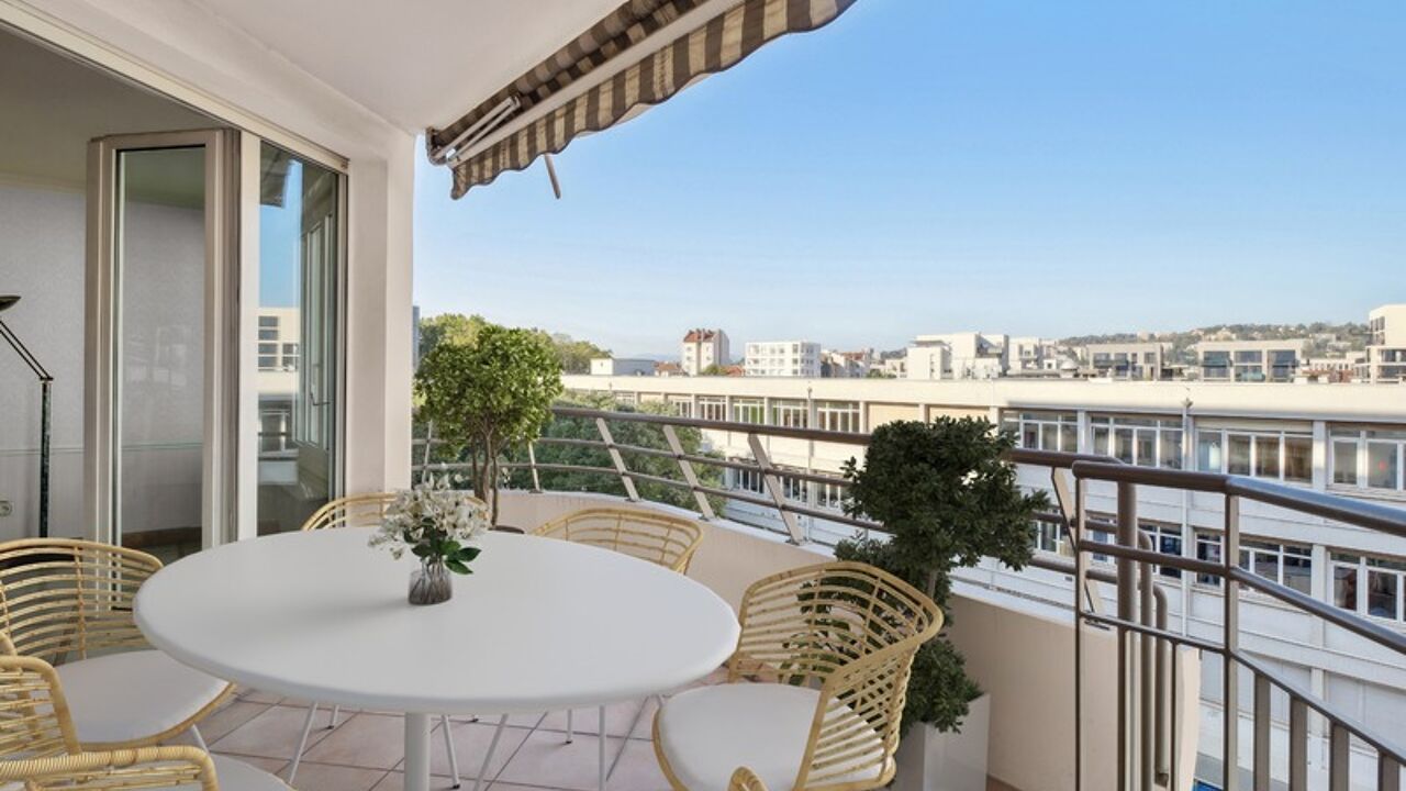 appartement 4 pièces 87 m2 à vendre à Lyon 7 (69007)