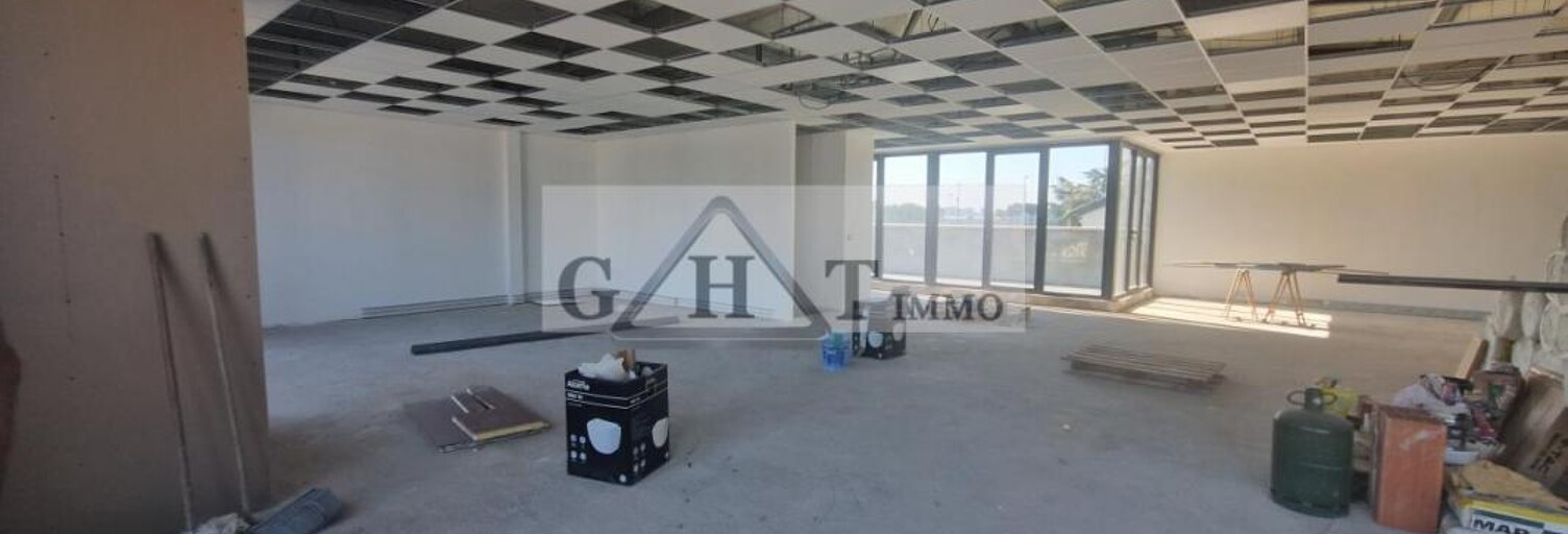 Bureau  200 m² à louer à Drancy (93700)