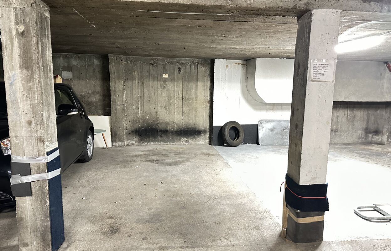 garage  pièces 9 m2 à vendre à Neuilly-sur-Seine (92200)