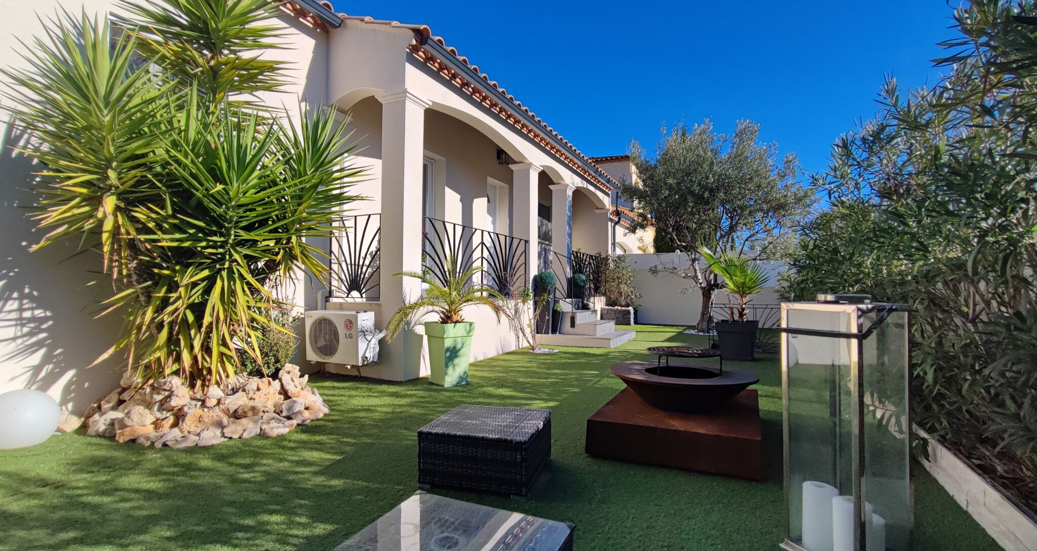 Villa / Maison  T6 à vendre Cournonsec 34660