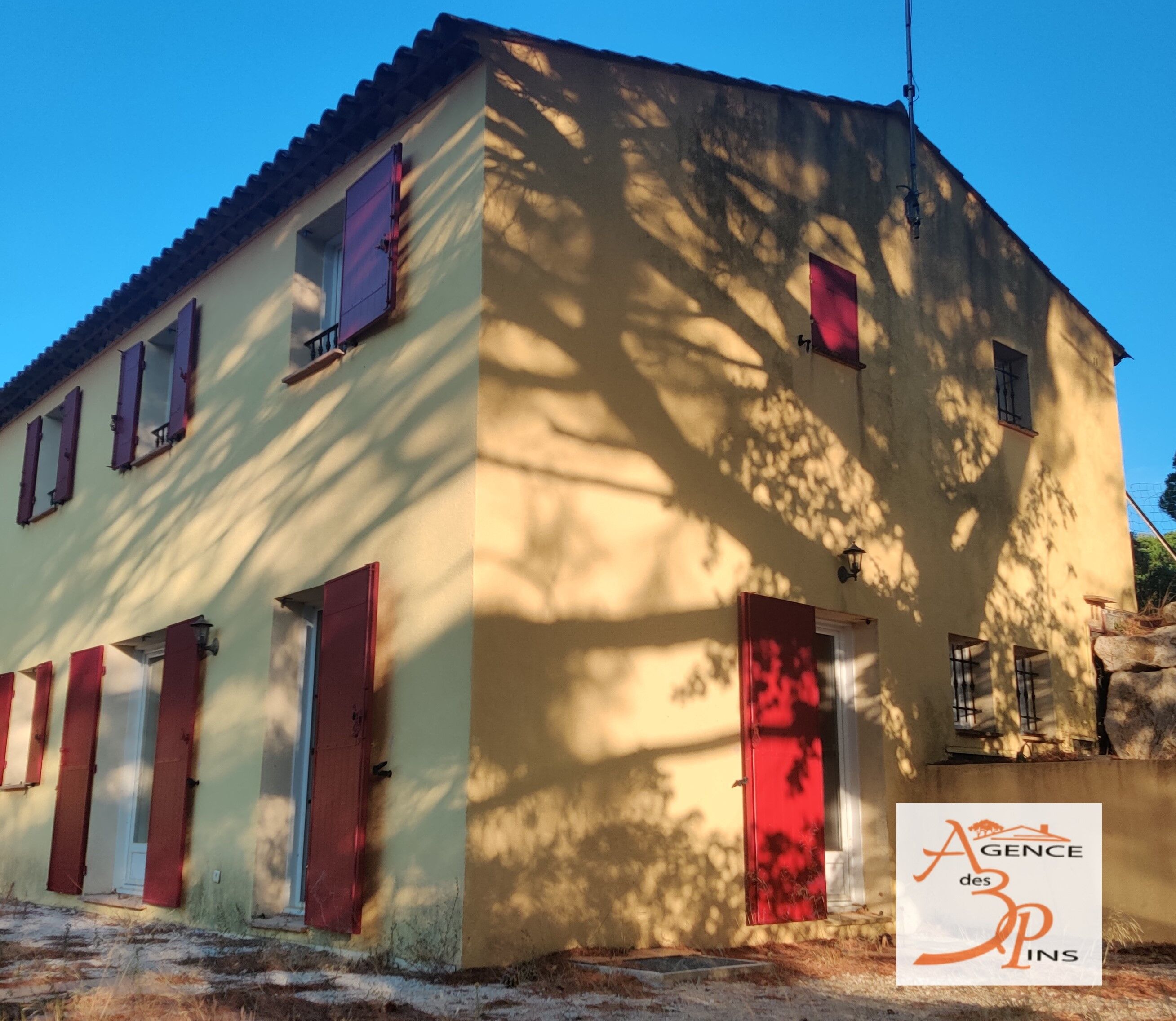 Villa / Maison  T4 à vendre Collobrières 83610