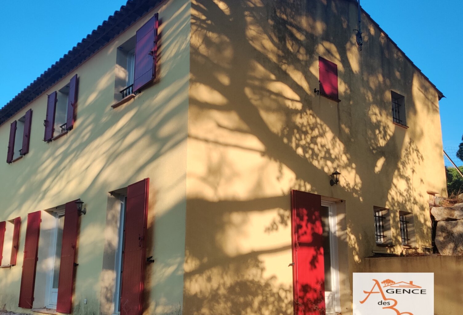 Vente maison 4 pièces 118 m² Collobrières (83610) — photo 1