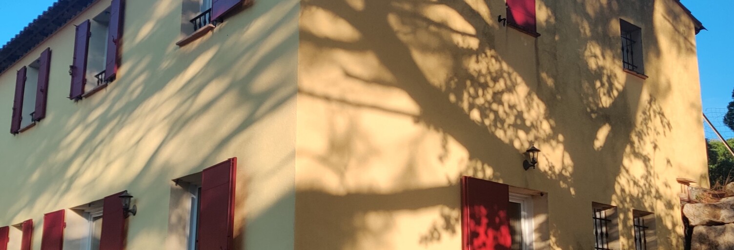 Maison 4 Pièces 118 m² à vendre à Collobrières (83610)