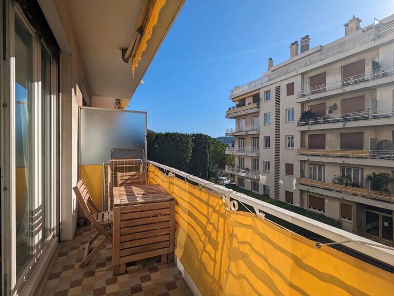 NICE - CIMIEZ - Grand studio avec balcon plein sud — photo 1