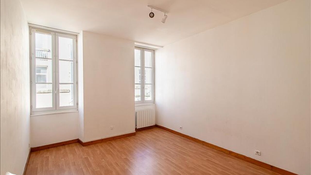 appartement 4 pièces 82 m2 à vendre à Rochefort (17300)