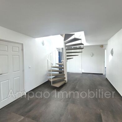 Appartement 4 pièces 630000 €