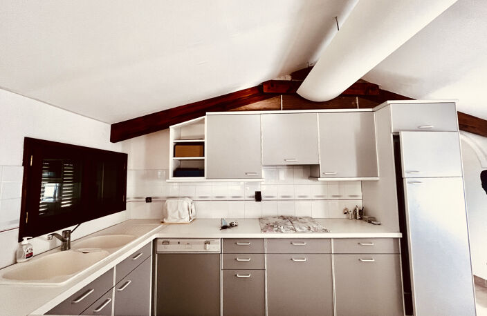GORBIO APPARTEMENT DE 48M2 EN DERNIER ETAGE — photo 3