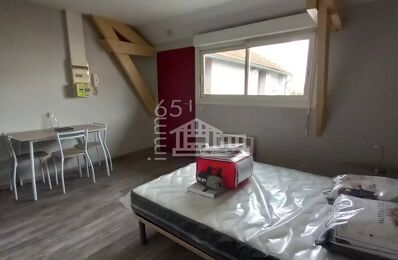 location appartement 320 € CC /mois à proximité de Séméac (65600)