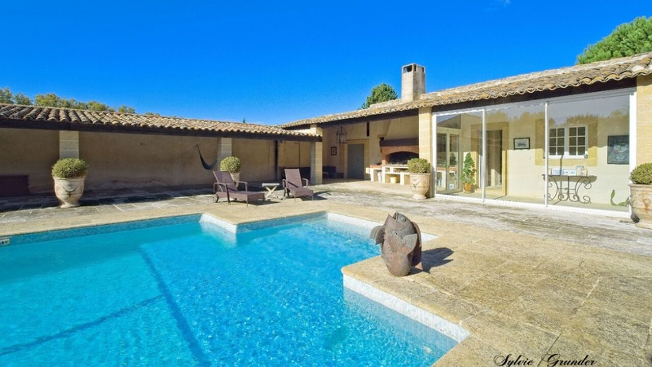 maison 17 pièces 485 m2 à vendre à Salon-de-Provence (13300)