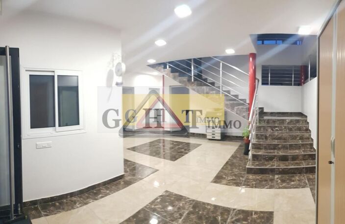 IMMEUBLE DE BUREAUX /ENTREPOT DE 1050 M² A VENDRE A BONDOUFLE — photo 4