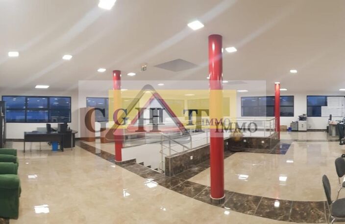 IMMEUBLE DE BUREAUX /ENTREPOT DE 1050 M² A VENDRE A BONDOUFLE — photo 5