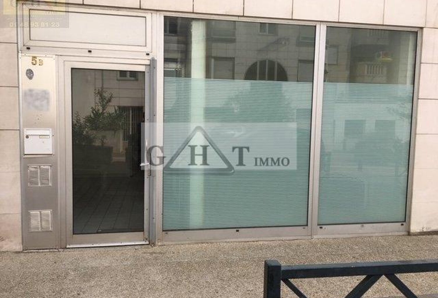 LOCAL/BUREAUX A VENDRE A SAINT MANDE 87M² — photo 1