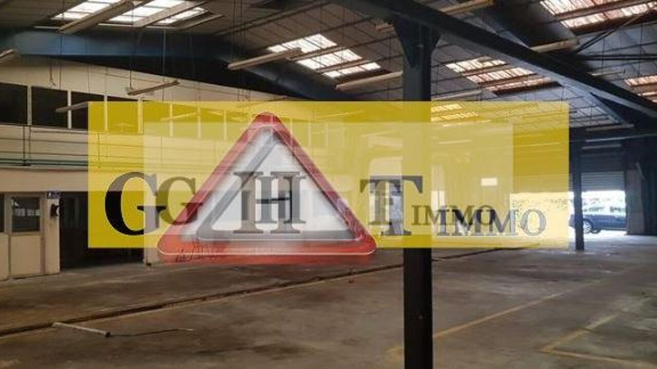 local industriel  pièces 1590 m2 à vendre à Chelles (77500)