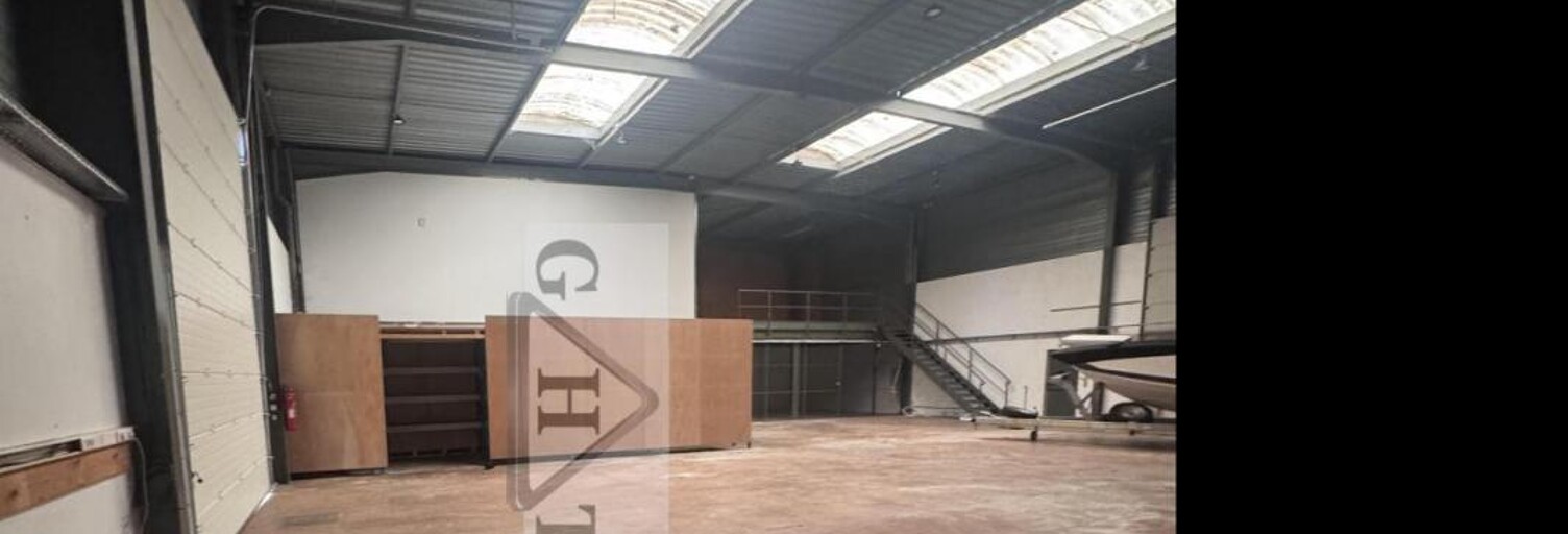 Local industriel  750 m² à louer à Gretz-Armainvilliers (77220)