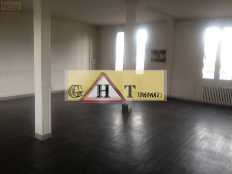 A LOUER BUREAUX 100 M² CHAMPIGNY SUR MARNE — photo 1