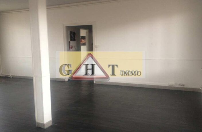 A LOUER BUREAUX 100 M² CHAMPIGNY SUR MARNE — photo 4