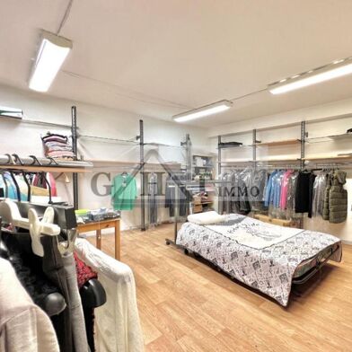 Commerce  192750 €