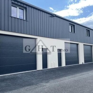 Local industriel  1400 €