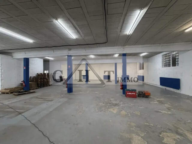ENTREPOT 380M² A LOUER ROMAINVILLE — photo du bien