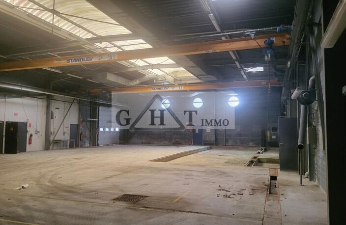 Local d'activité  972 M² sur une parcelle de 4968 m² — photo 4