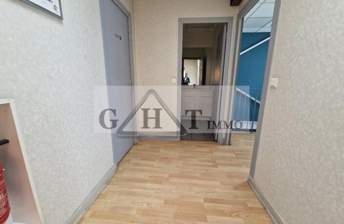 A LOUER 200M² DE BUREAUX A BOBIGNY ZAC DES VIGNES — photo 3
