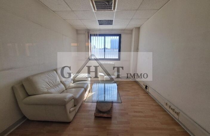 A LOUER 200M² DE BUREAUX A BOBIGNY ZAC DES VIGNES — photo 4
