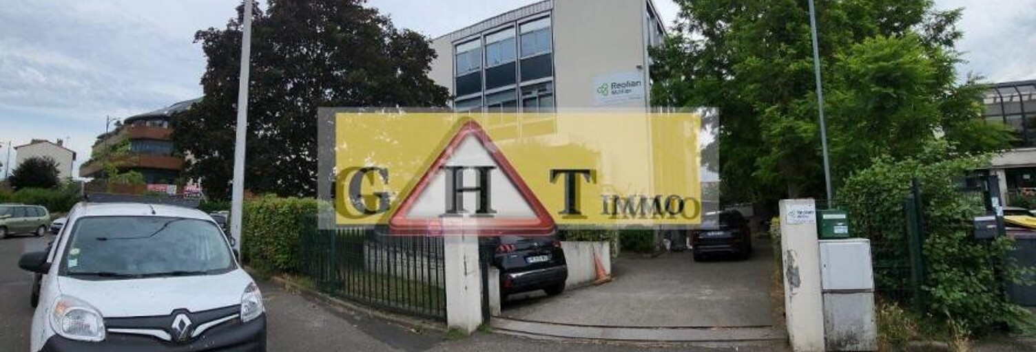 Bureau  200 m² à louer à Créteil (94000)