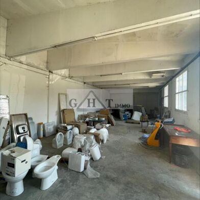 Local industriel 460 m²