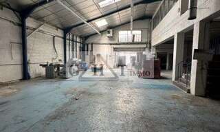 Local industriel  671 m² à vendre à Maisons-Alfort (94700)