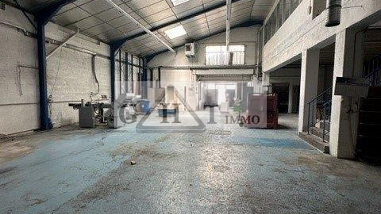 local industriel  pièces 671 m2 à vendre à Maisons-Alfort (94700)