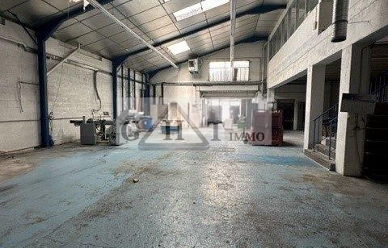 local industriel  pièces 671 m2 à vendre à Maisons-Alfort (94700)