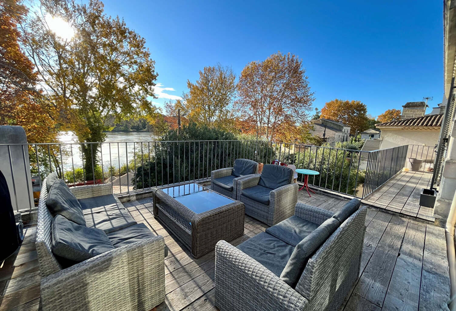 VILLENEUVE - Maison - T6 - 184m2 — photo 1