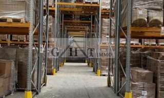 Local industriel  8600 m² à louer à Lizy-sur-Ourcq (77440)